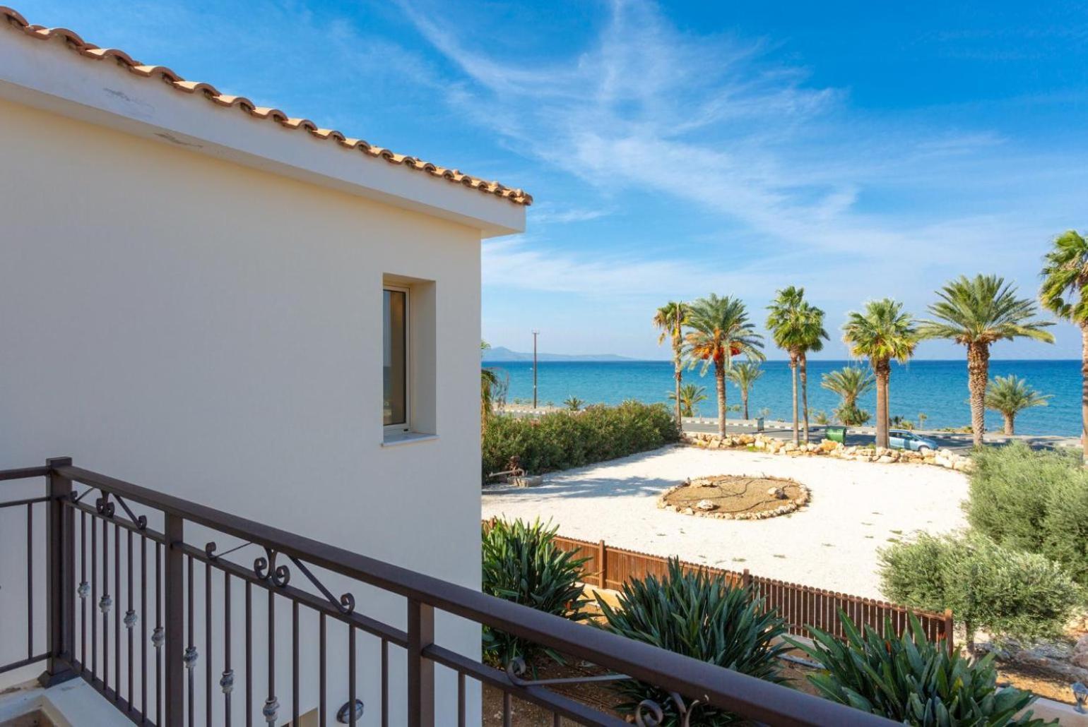 Villa Seashore One Paphos Exterior foto